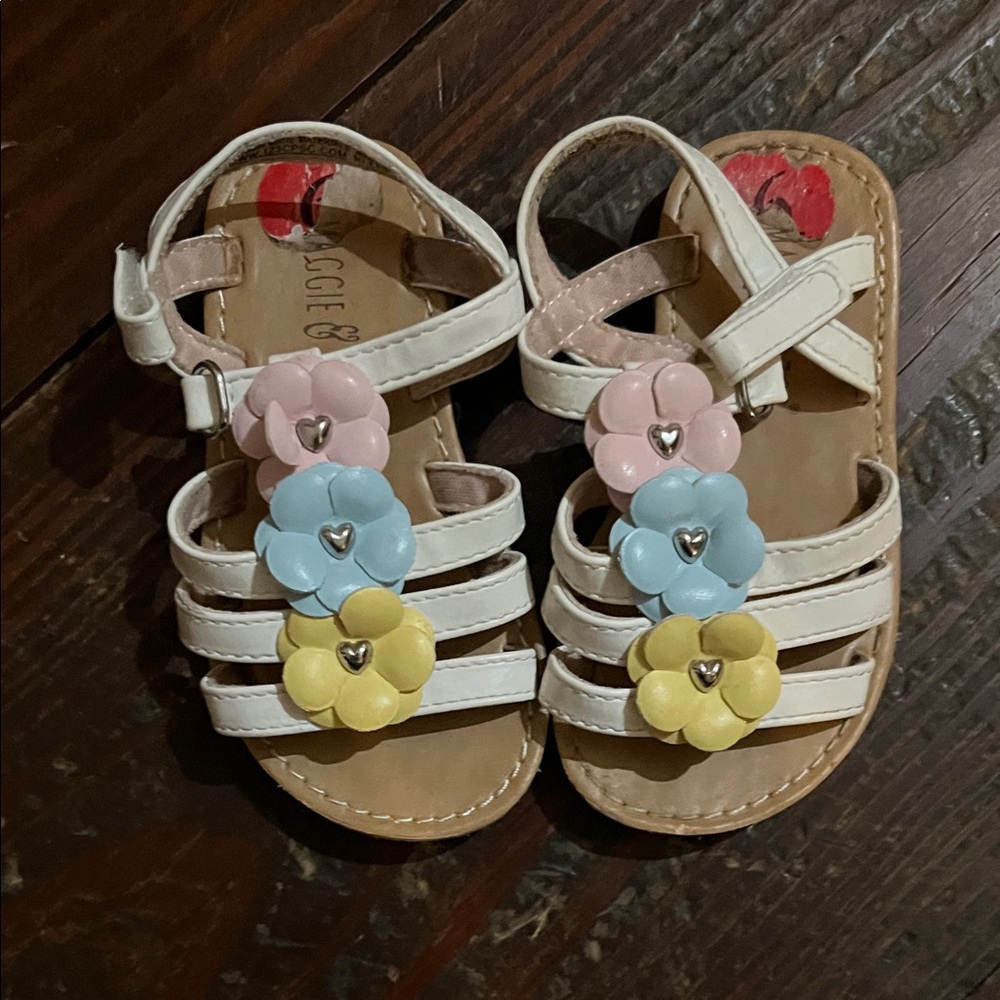 Maggie & Zoe White Sandals with Floral Accents